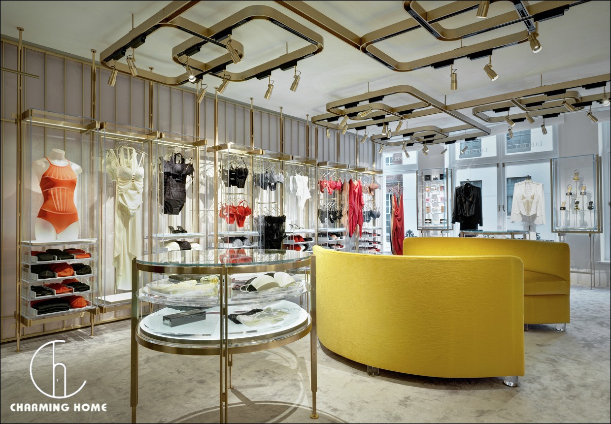 Thiết kế cửa hàng đồ lót đầy tinh tế và quyến rũ, tạo nên một không gian mua sắm đáng nhớ và thỏa mãn mọi nhu cầu của khách hàng.